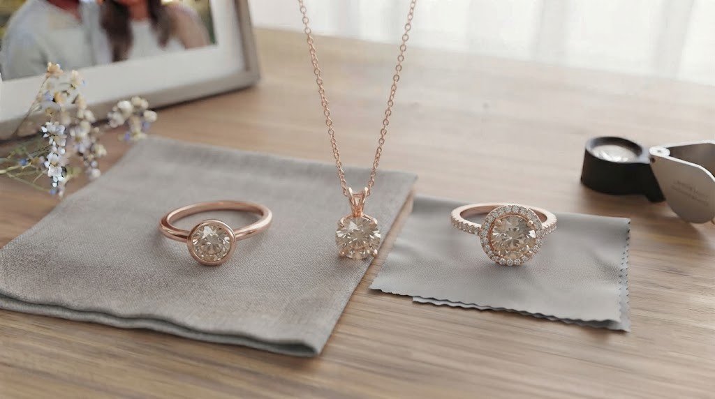 sister memorial diamond settings